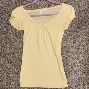 Michael stars yellow shiney shirt